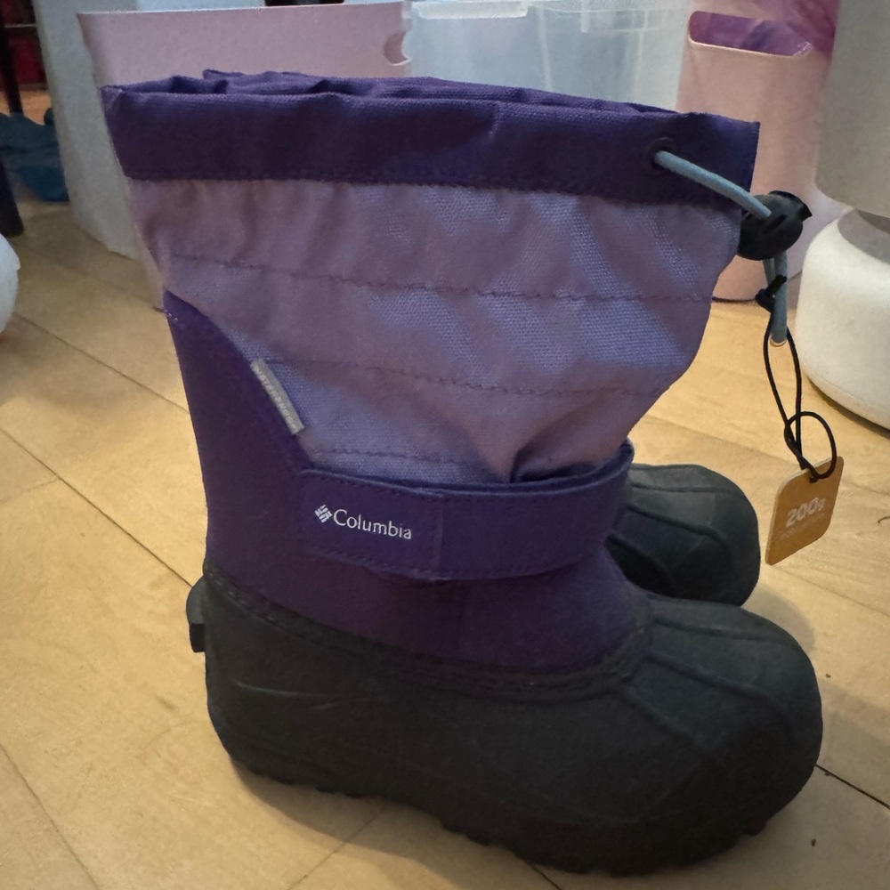 Kids Columbia Violet and Black Snow Boots - size 13